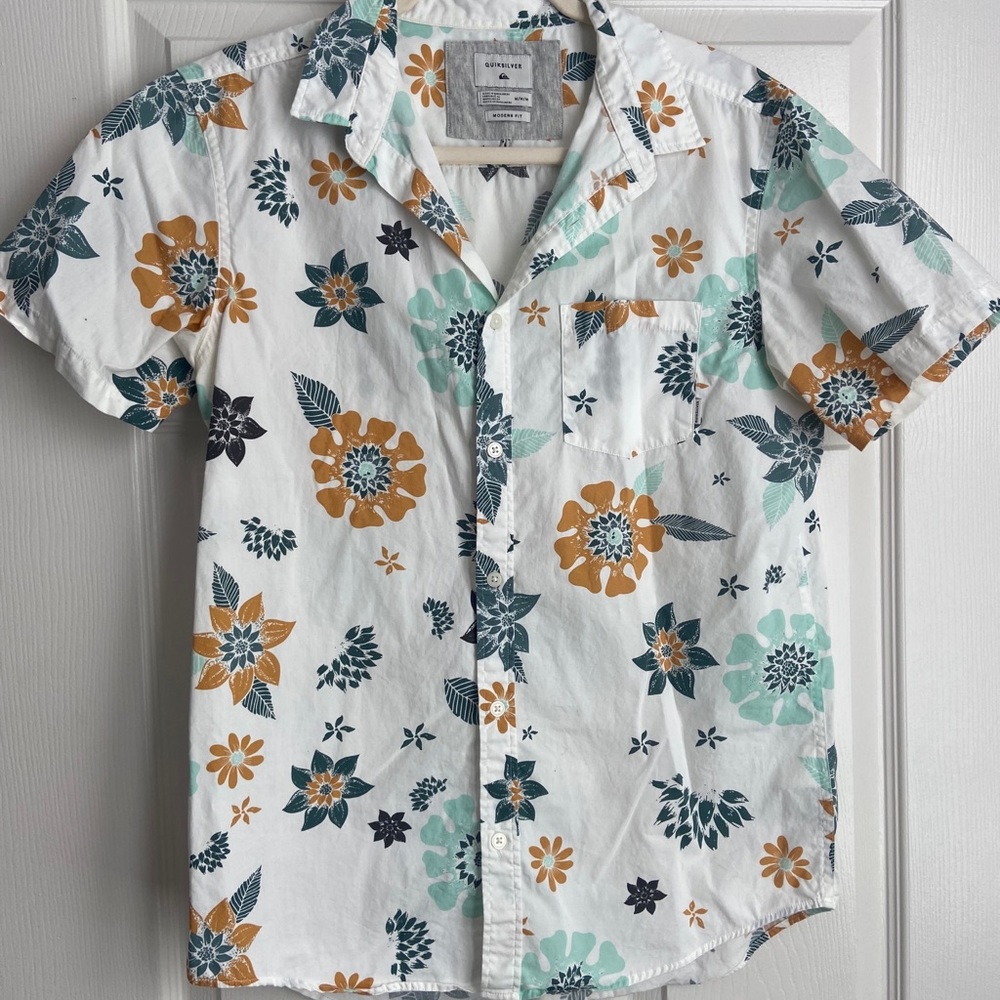 Quicksilver Button Up